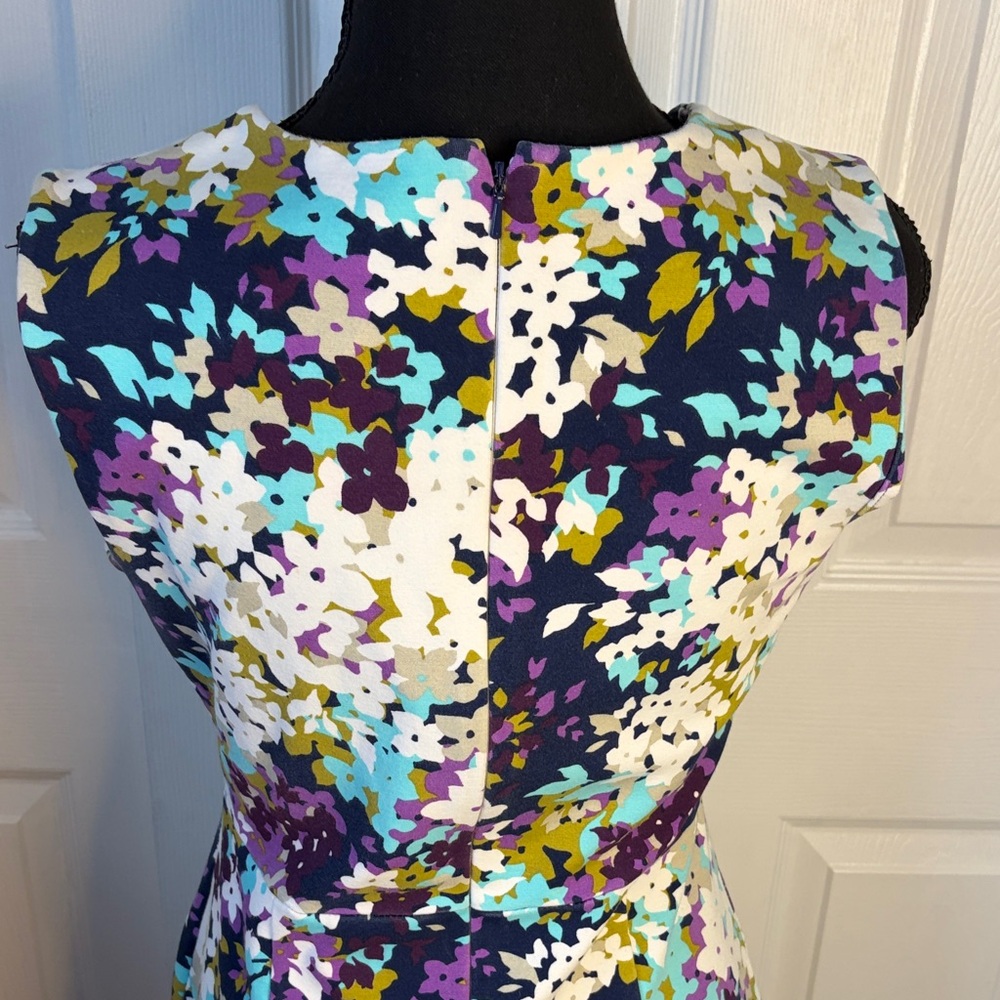 Lands' End Sleeveless Floral Midi Dress in Purple, White and Teal size 6 - Picture 5 of 15